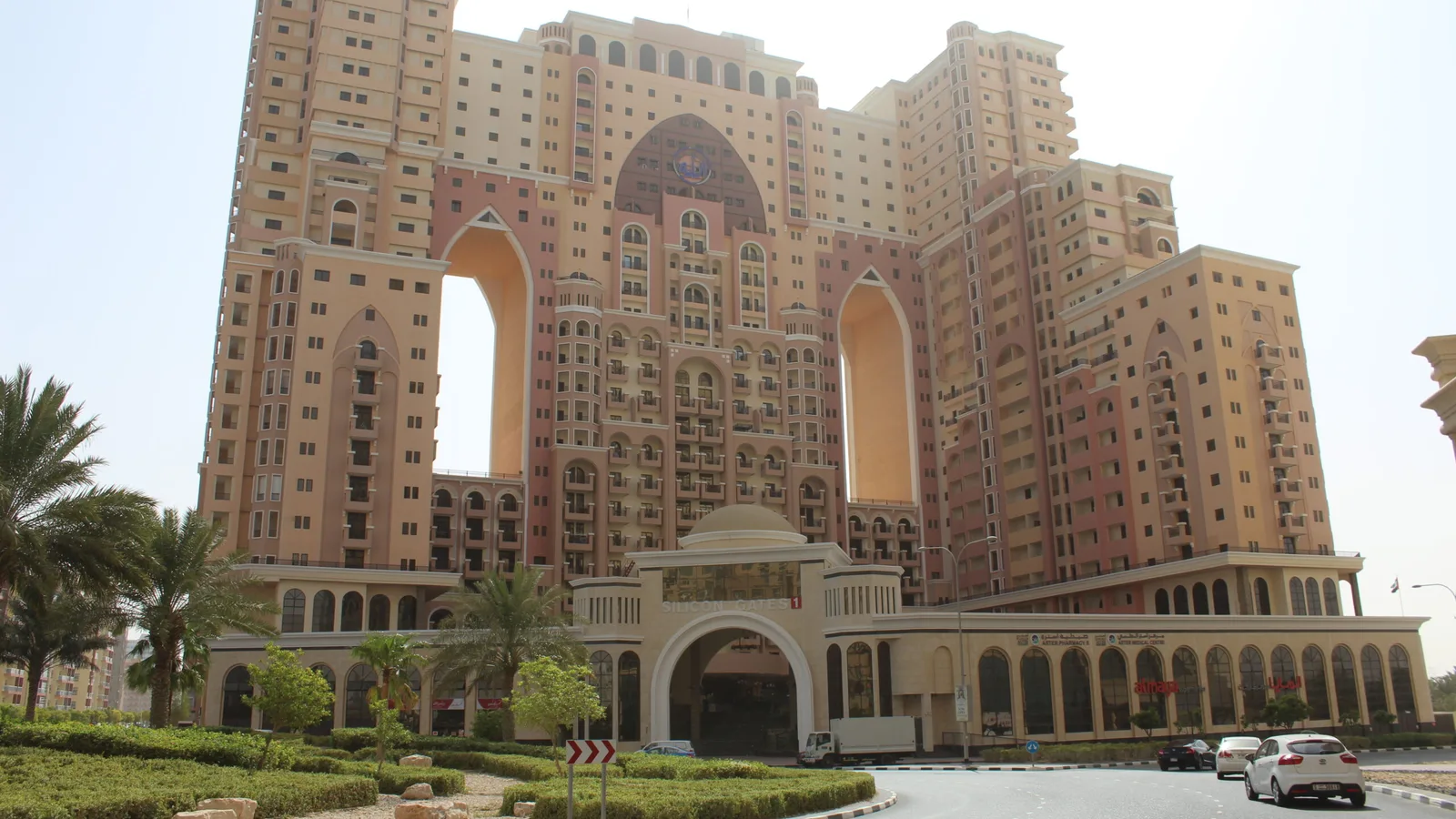Silicon Gate 1