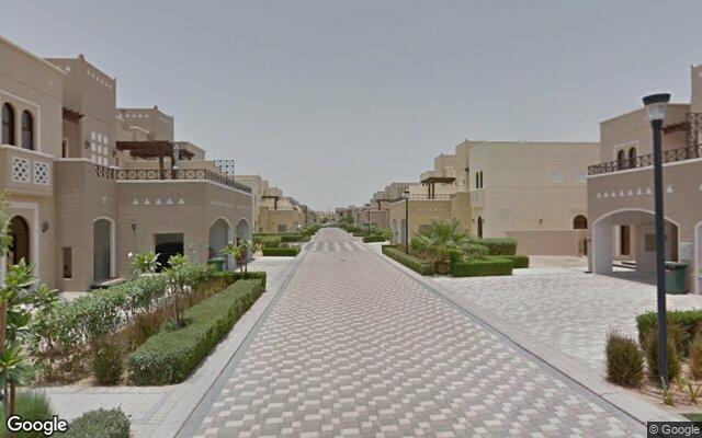 Street View near Mudon