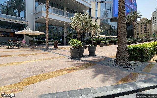 Street View near Boulevard Point