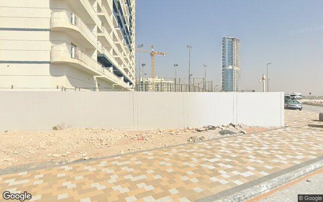 Street View near Platinum 1